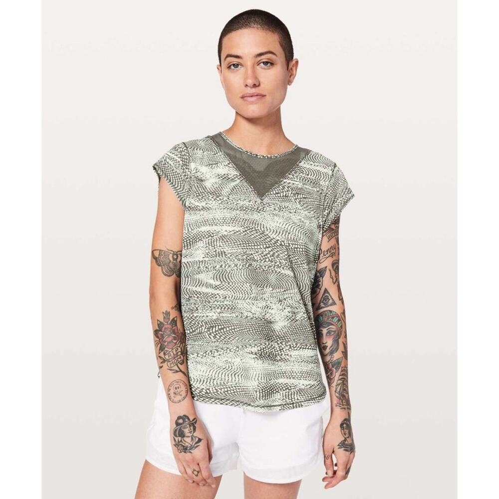 Lululemon For The Run Short Sleeve Swerve Vapor Metal Grey / Metal Grey